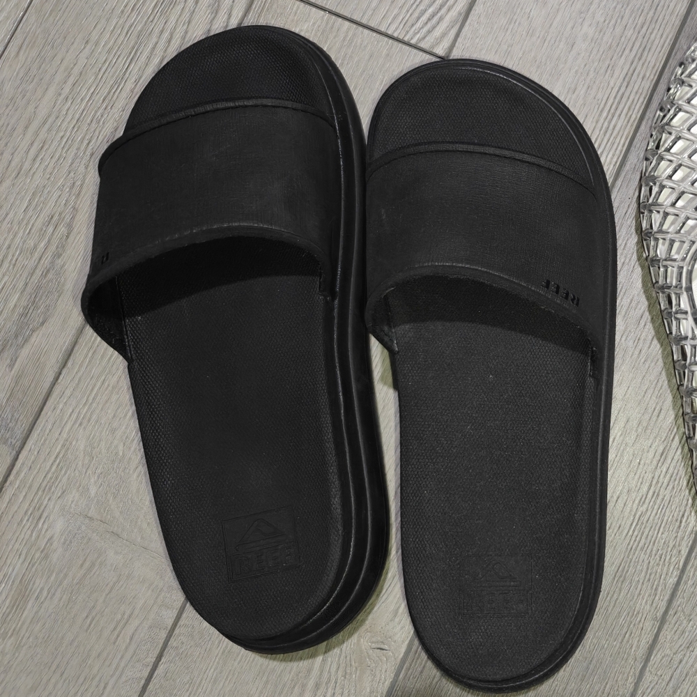 Reef Black Women's Sandals